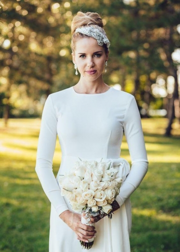2019 Spring Simple Wedding Dress With Long Sleeves 