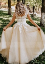 Champagne Corset Tulle Wedding Dresses Floor Length Without Train