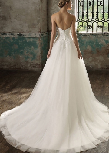 Strapless Sweetheart Lace A-line Bridal Dresses with Tulle Skirt
